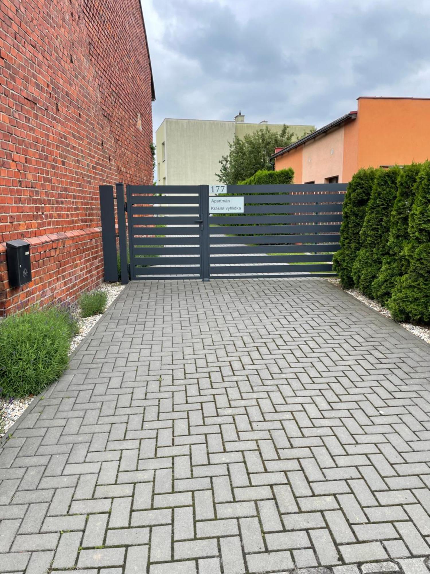 Apartmán Krásná vyhlídka Dolni Benesov Exteriér fotografie